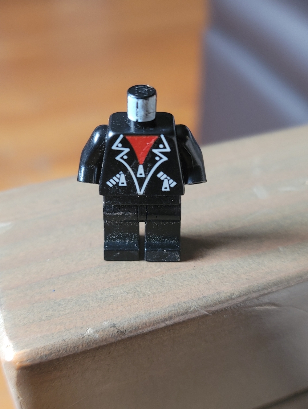 LEGO 1997 Skull Leather Torso Minifigure